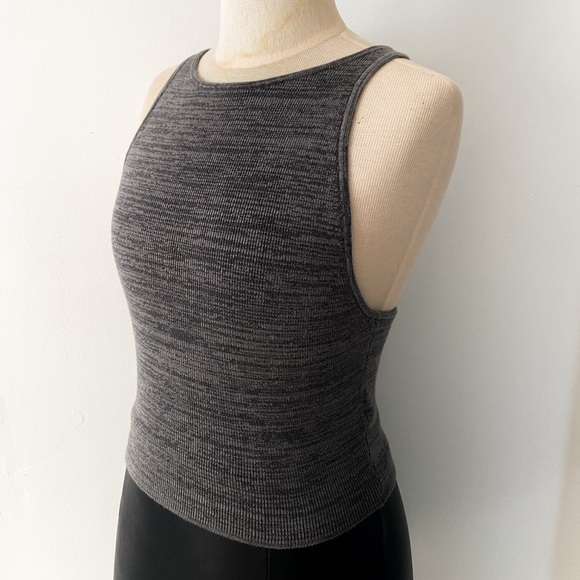 Hollister Grey Knit Criss Cross Cropped Tank Top - Size L - High Neck - Picture 2 of 10